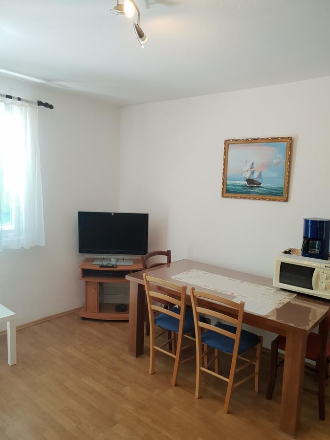 Villa Franko Prizna Bagian luar foto